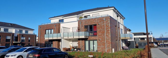 2-room first-floor apartment with elevator and balcony