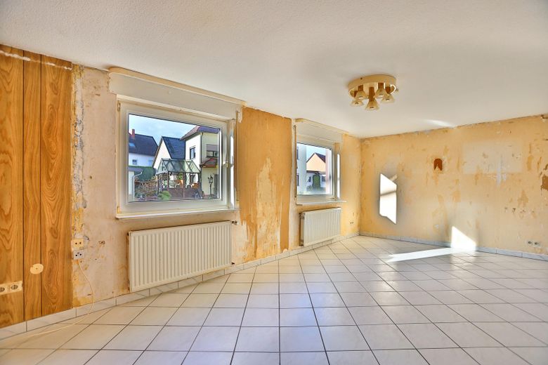 Provisionsfrei ! Großzügiges Mehrgenerationenhaus, Doppelgarage & Anbau in Freigericht – Foto 11