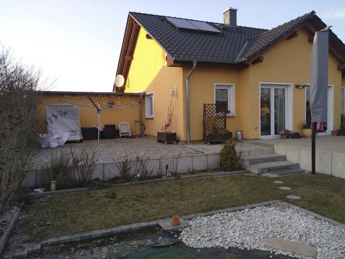 Ohne Makler - Modernes Einfamilienhaus mit Doppelgarage – Foto 3
