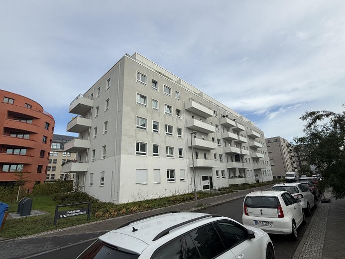 Modern 2 Zi. Wohnung am Havel in Spandau ab Okt (auch Sept möglich) – Haus
