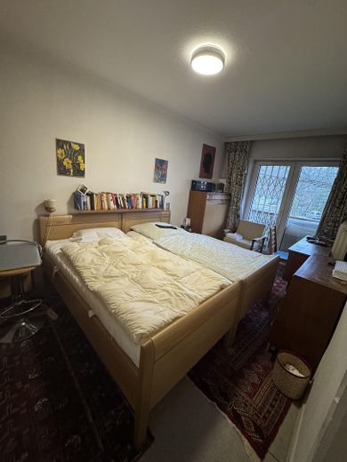 Familienfreundliches Reihenhaus mit Garten in begehrter Wohnlage von Hamburg-Iserbrook – Schlafzimmer