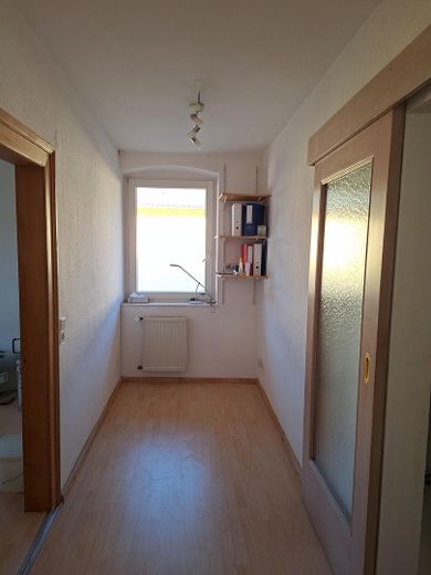 Großzügiges Einfamilienhaus in zentraler Lage in Herbolzheim – Zwischenraum OG
