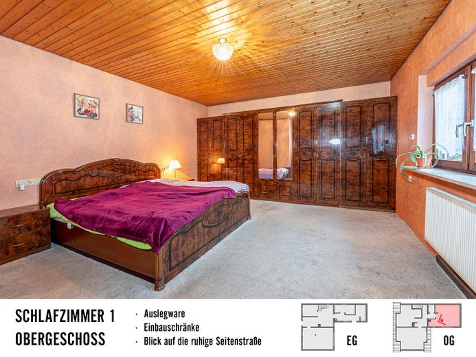 Großes Elternschlafzimmer
