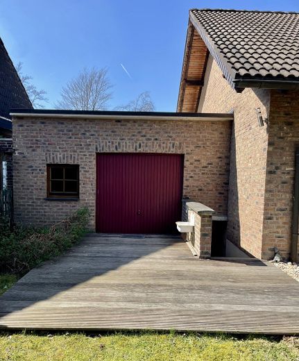 Maison individuelle isolée à Roetgen-Rott – Garagenansicht Garten
