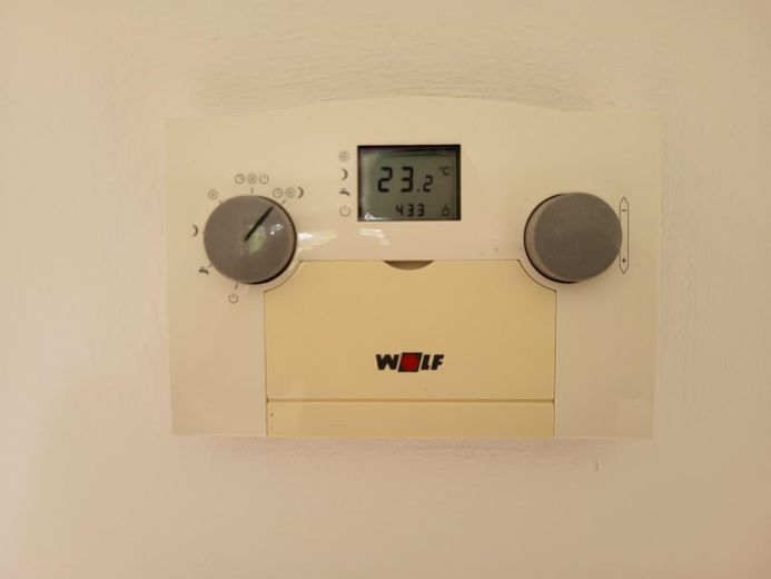 Renovierte 2-Zimmer-Wohnung in Augsburg-Lechhausen – WZ - Heizregler