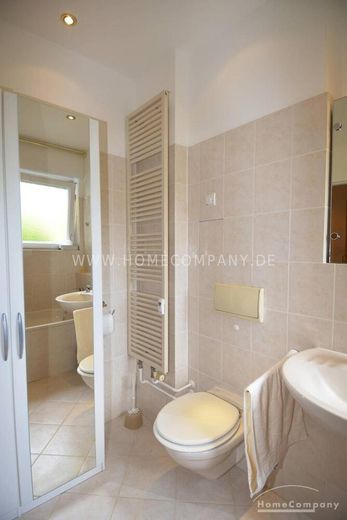 Accogliente appartamento di 3 locali presso il Gemeindepark Lankwitz, arredato – 67d1a3b0db2510ffc7bc2c1fbc8aebcca9ce4db3.jpg