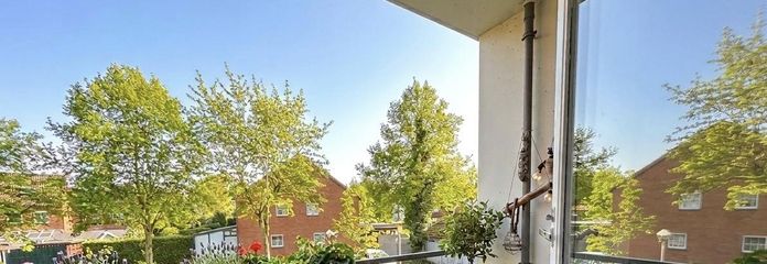 Gerenoveerd, 60 m², 2-kamerappartement nabij Klinikum links der Weser. Balkon & parkeerplaats
