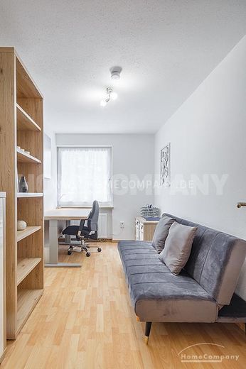 Modern möblierte 3-Zimmer-Wohnung mit Balkon in Freimann – d7a8ace83cf4f9ecba396bdd00f3c4116d1802a6.jpg