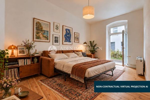 Bezugsfrei! 1 Zimmer, Altbau, mit Dielen & Südwest-Terrasse!