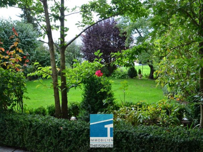 Wonen aan het Hindenburgpark in Ingolstadt! Sloopperceel voor meergezins- eengezins- en twee-onder-een-kapwoning! – Foto 1