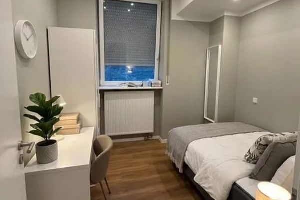 Erstbezug, 4er WG in der Südstadt mit Aufenthaltsraum und Balkon