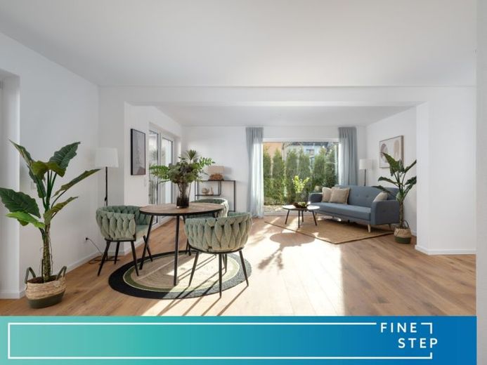 Neubau in massiver Bauweise- DHH mit Dachterrasse in ruhiger Lage – Foto 1