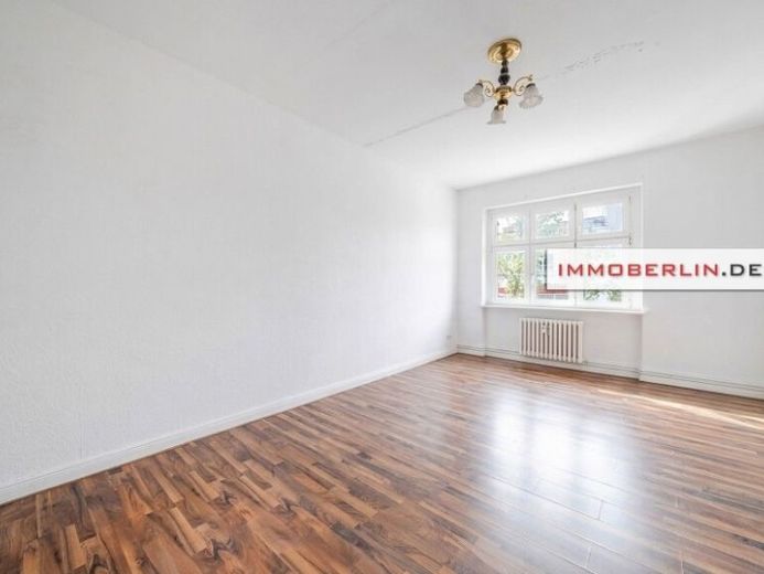 IMMOBERLIN.DE - Zentrale Spandauer Lage! Gemütliche Wohnung mit großzügigem Schnitt – Foto 1