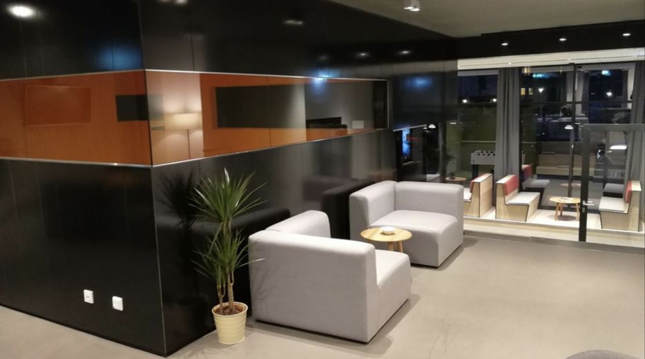 schönes möbliertes Apartment in Berlin Mitte – 2 Eingangsbereich