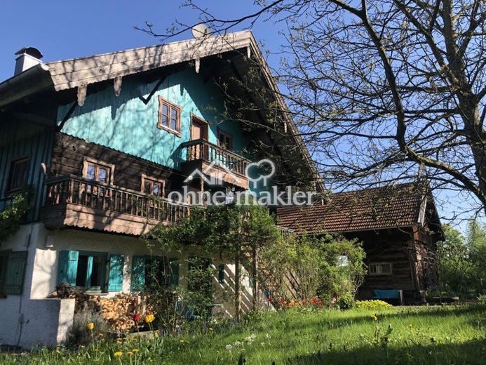 Modernisiertes Bauernhaus mit vielen Möglichkeiten in großem Grundstück – Foto 1