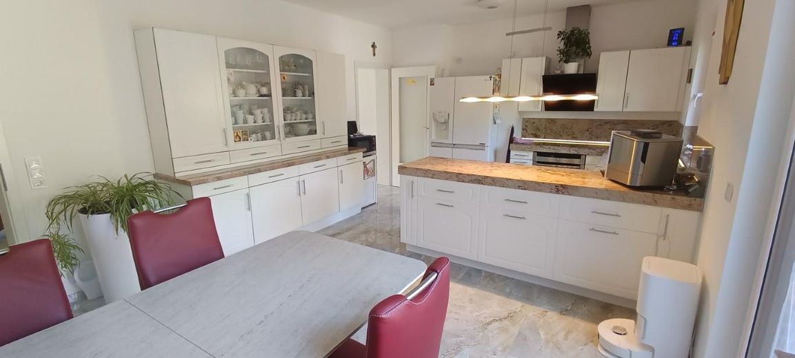 Wentorf - ZONDER COURTAGE - Beste ligging, royaal eindeschakelde woning met vrijstaande garage en grote tuin. – Foto 10