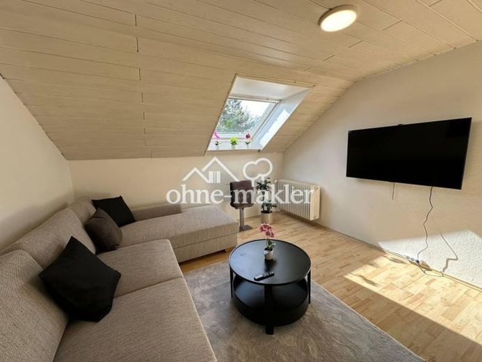 Luminoso appartamento di 4 locali ad Augsburg Kriegshaber – Foto 1