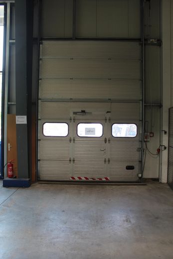 PROVISIONSFREI!!  Halle mit Regalsystem – Foto 2