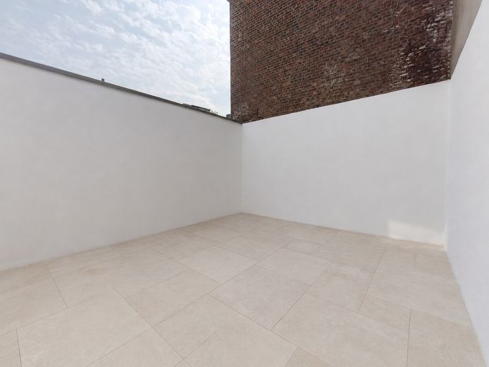 Renovierte 1-Zimmer-Wohnung mit 52 m² Innenhof in RWTH-Nähe – provisionsfrei – Innenhof