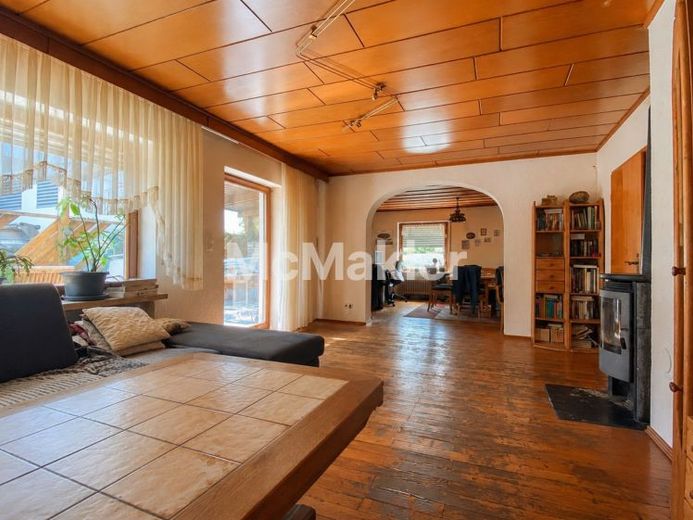 Raum für Ideen, Familie und Zukunft - Freistehendes Haus mit Garten & PV-Anlage – Foto 1