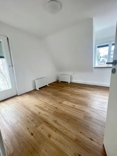 Freistehendes Einfamilienhaus Garten, Garage Nürnberg-Katzwang provisionsfrei sofort bezugsfrei – Foto 14