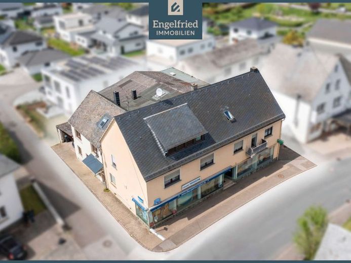 Winstgevend woon- en bedrijfspand in een opkomende gemeente (13-voudige jaarhuur) – Foto 1