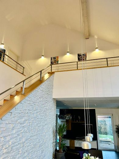 Casa moderna con un gran jardín – Galerie