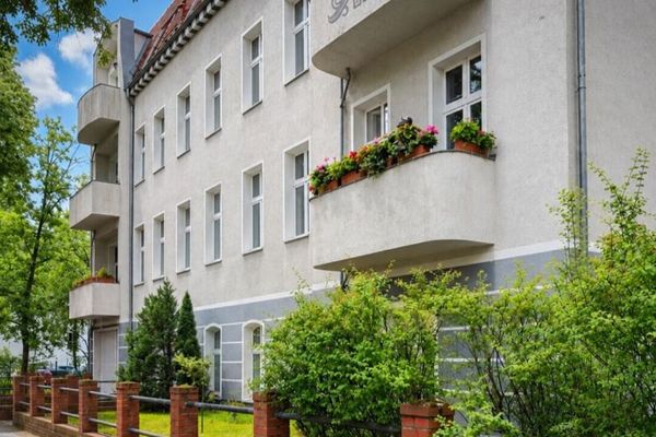 Appartamento di proprietà di 3 locali | Edificio storico berlinese con comfort abitativo moderno | Posizione tranquilla a Berlino-Karlshorst