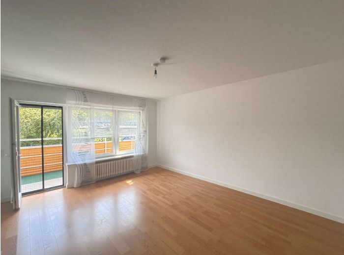 Helle 2-Zimmer-Wohnung mit Balkon in Uni-Nähe – ideal für Paare – WJ-00213_bild_001.png