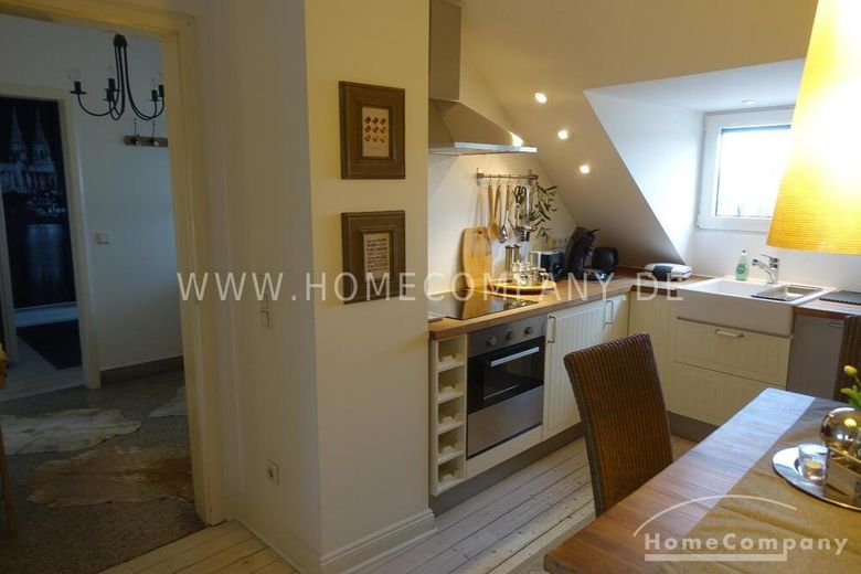 Dachgeschoss – Wohnung im modernen Landhaus Stil in Köln-Ossendorf! – 1d4aaa66595a6016847440f5b16869ebc6b2937e.jpg