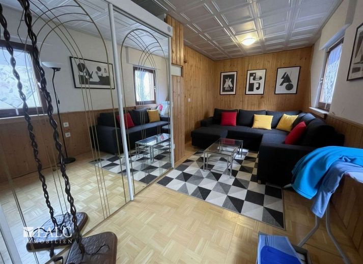 Aus Alt mach Neu - Haus mit Charme und vielen Möglichkeiten – Wohnzimmer