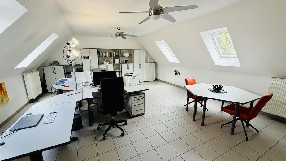 Freistehendes Einfamilienhaus - Ein Juwel, das seines Gleichen sucht! – Foto 28