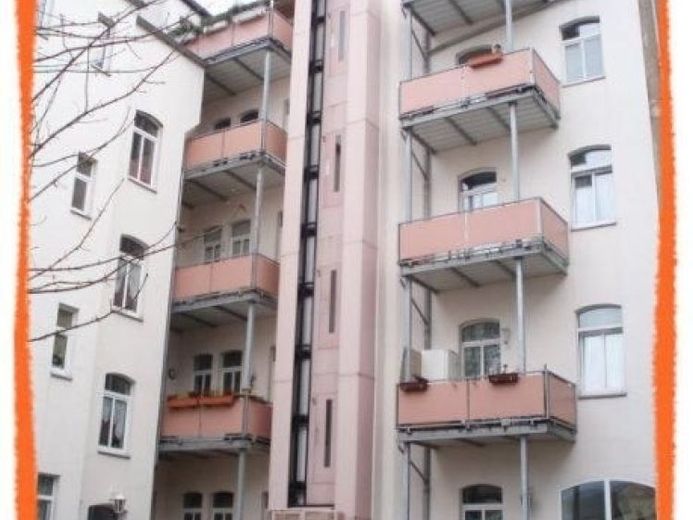 व्यवस्थित रूप से बनी 3-कमरों वाली अपार्टमेंट, यात्री लिफ्ट, बालकनी और अतिथि शौचालय सहित, किराए पर उपलब्ध! – फोटो 1