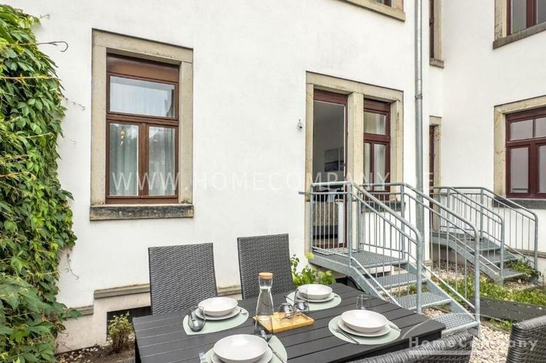 27061 HomeCompany Dresden Möbliert/Furnished 2-Zimmer-Wohnung in Dresden-Pieschen mit Terrasse max. 3 Personen – ceb1414bb4efb5874183696e3094cf90489bc109.jpg