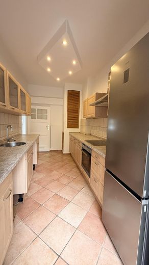 Zehlendorf: 3 habitaciones libres de comisión, en excelente estado, cerca del parque Laehr – Küche