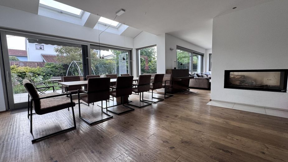 Wohnzimmer Richtung Garten