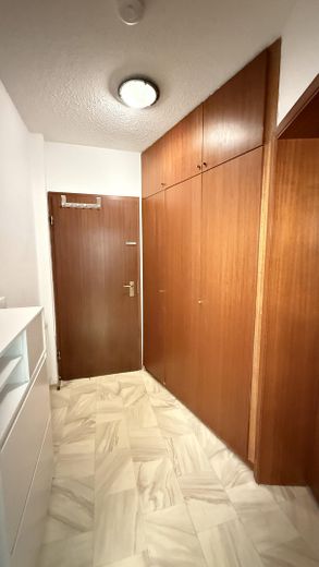 Beautiful 1-Room Apartment with Balcony and Parking Space, Furnished, for Rent in Lengfeld near the University Hospital – Photo 13