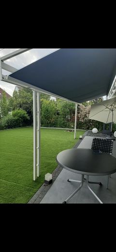 Barrierefreie, lichtdurchflutete 2,5 Zimmer Wohnung mit großem Garten – Foto 11