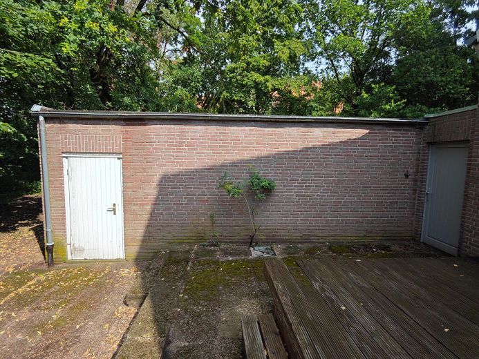 Ehemaliges Pfarrhaus in Oldenstadt zu verkaufen – Schuppen an der Garage