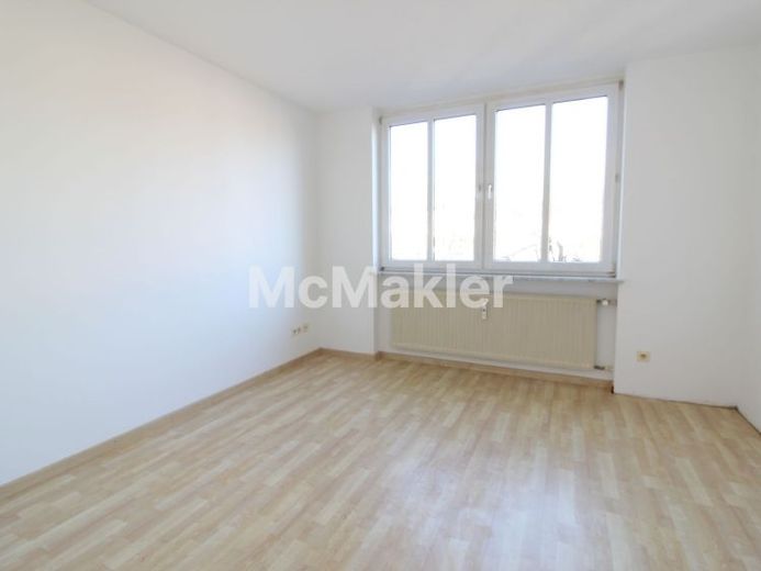 Helle 2-Zimmer-Wohnung mit sonniger Loggia – Foto 1