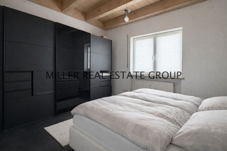 5-Zimmer-Maisonettewohnung in Kösching kaufen - großzügige Eigentumswohnung mit Balkon und zwei Stellplätzen nahe Ingolstadt! – Schlafzimmer