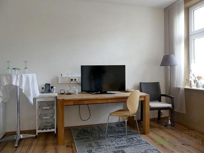 (EF0315_M) Erfurt: Krämpfervorstadt, kleines, neu möbliertes Apartment nahe dem Kulturbahnhof, Full-Service möglich – Foto 1