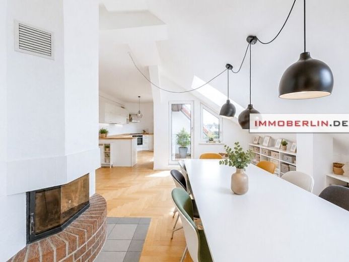 IMMOBERLIN.DE - Lichtdurchflutete Dachgeschosswohnung mit Südwestterrasse & Lift in Toplage – Foto 1