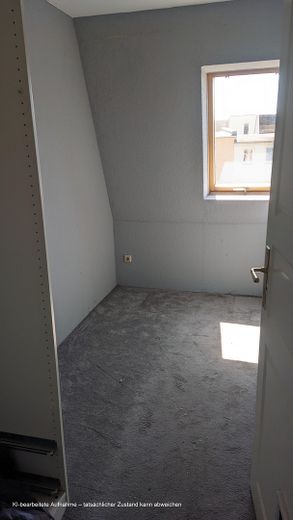 Storico edificio plurifamiliare con potenziale di sviluppo a Lipsia-Gohlis – Zimmer Etage III (KI gereinigt