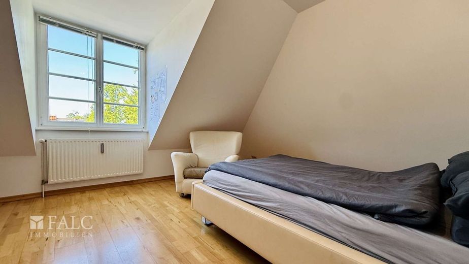 Historische Villa in Marienburg - Wohnen in zeitloser Eleganz – DG Schlafen