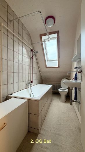 Ampia casa familiare con giardino, 8 locali e tre livelli abitativi in posizione tranquilla - Vendita privata – Foto 28