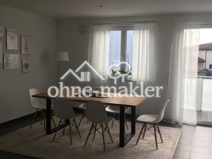 Hochwertige 3,5-Zimmer Wohnung mit Balkon, Aufzug und TG-Stellplatz – Foto 1