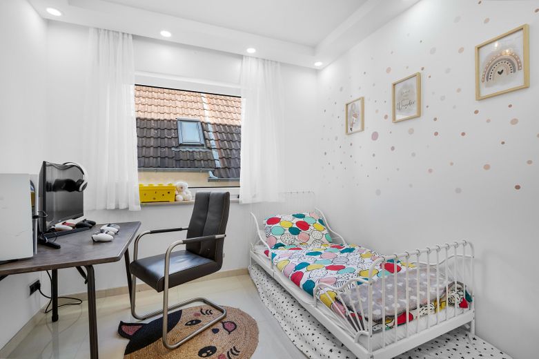 Schlafzimmer/ Büro