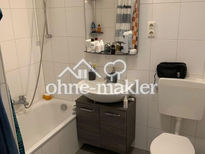 Moderne 2,5-Zi.-Wohnung mit Westbalkon – Foto 1