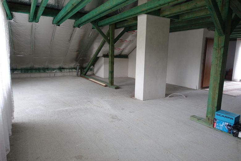 Großzügiger Bungalow auf weitläufigem Grundstück – und optionaler Pferdehaltung – Dachgeschoss